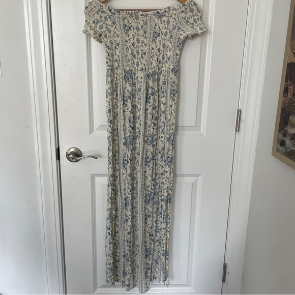 Pink Rose blue and white maxi dress! - Picture 2 of 4